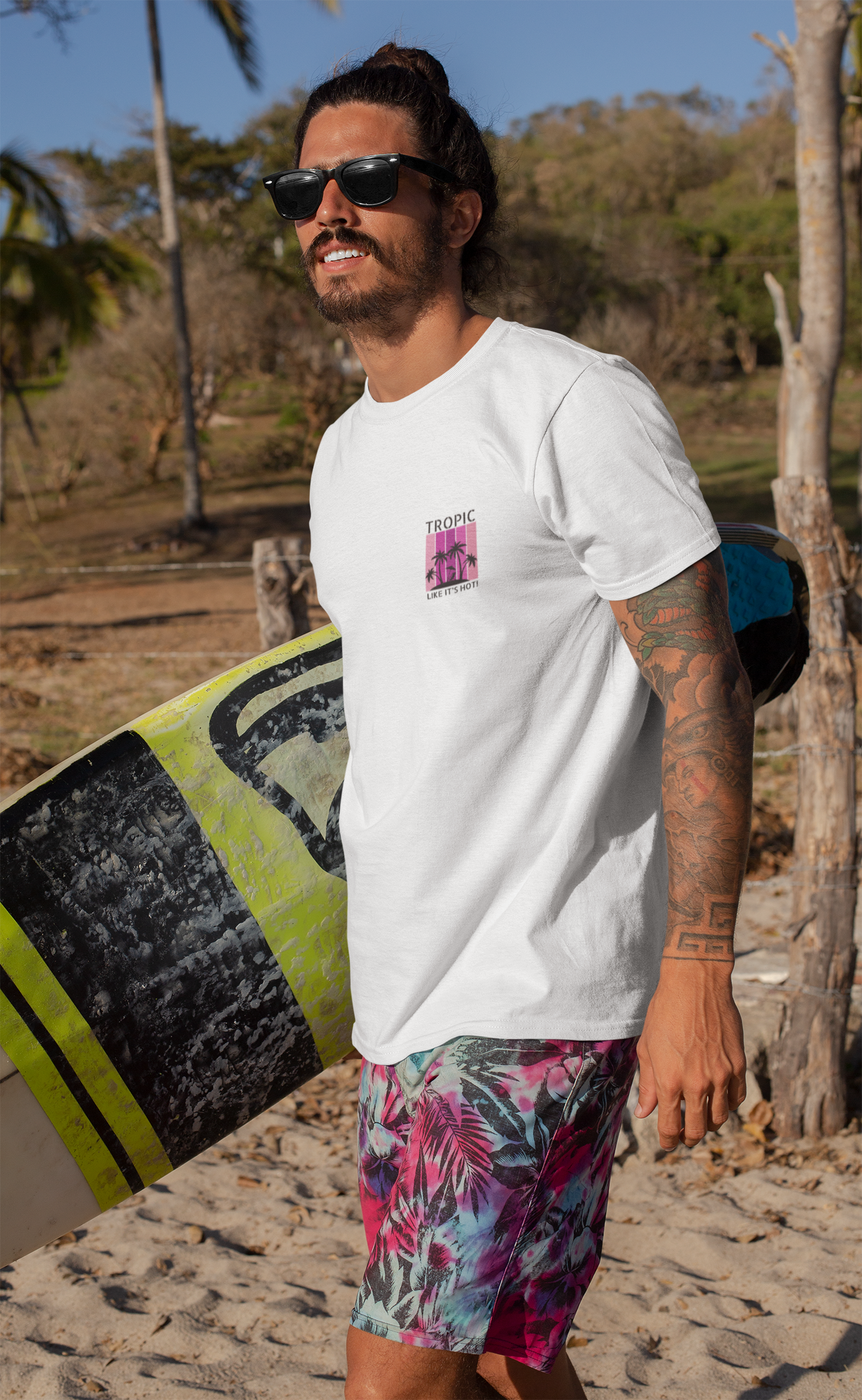 Tropic Panels Relaxed Tee - Hot Summer Pink